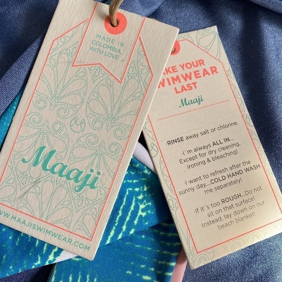 Maaji Crystal Cavern reversible swim bottom NWT - Picture 8 of 9